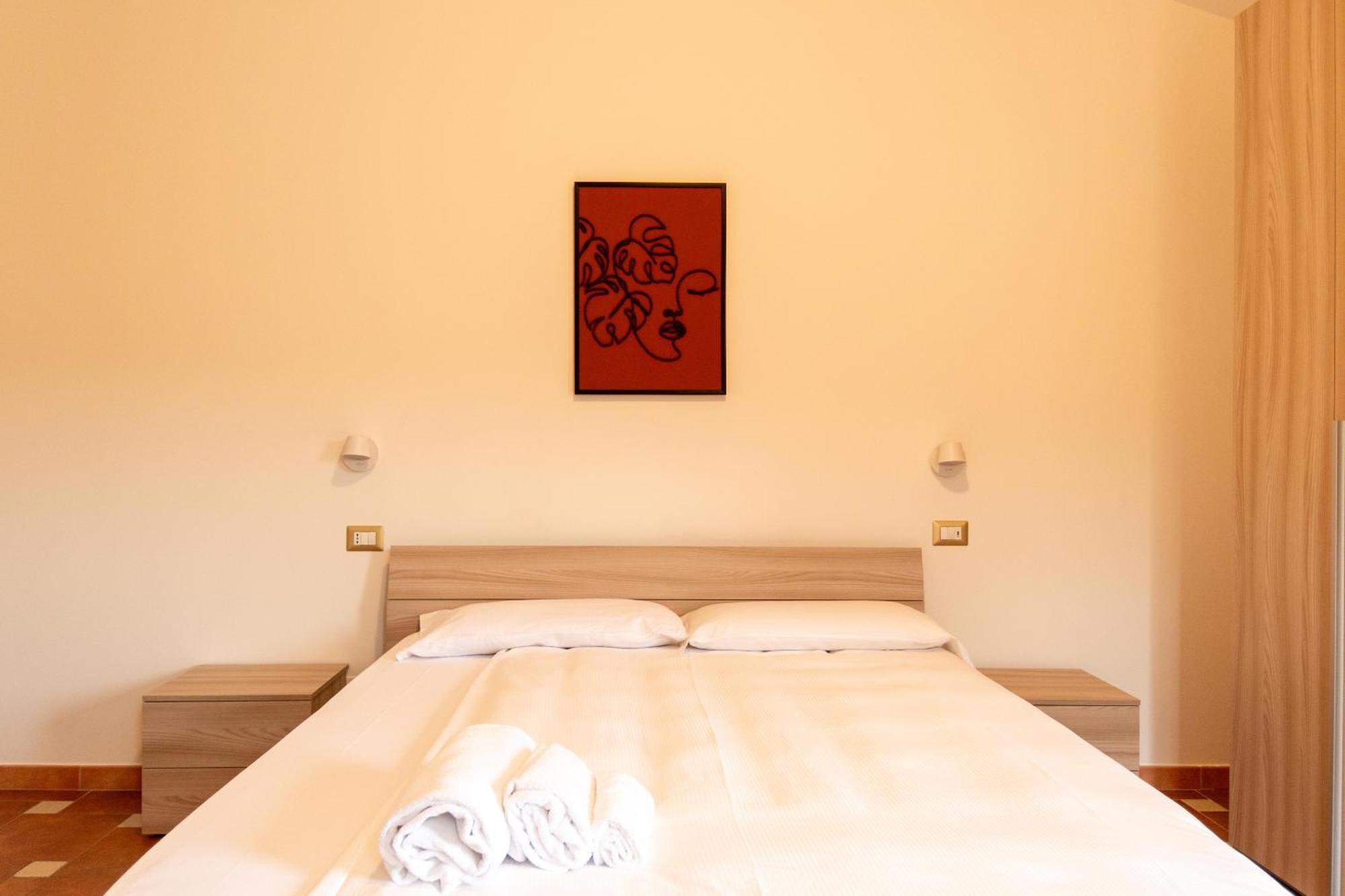 Vigneto - Italian Restaurant & B&B Villa Rosa Di Martinsicuro Exteriör bild